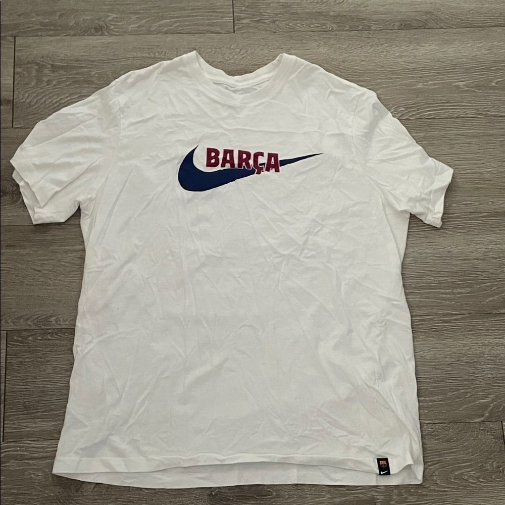Nike Barcelona Tee - XL